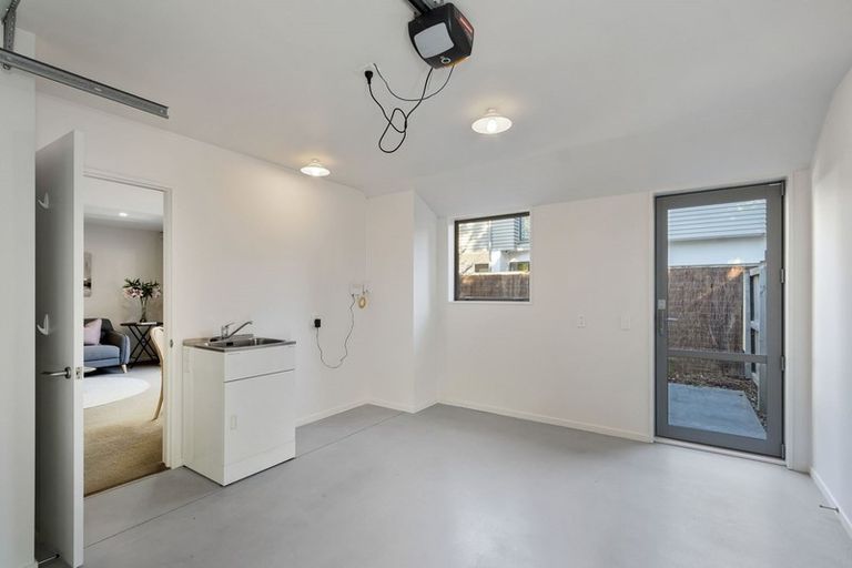 Photo of property in 84 Poulson Street, Addington, Christchurch, 8024