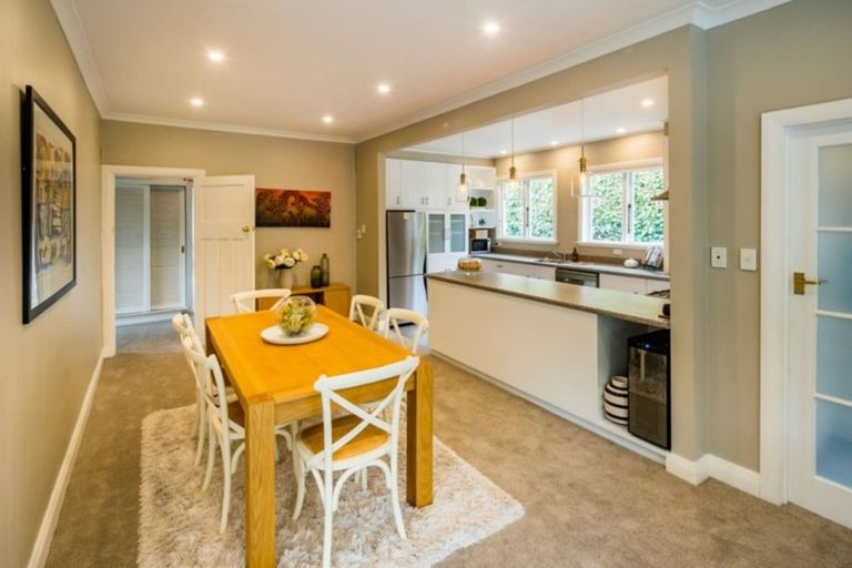 Photo of property in 52a Creswick Terrace, Northland, Wellington, 6012