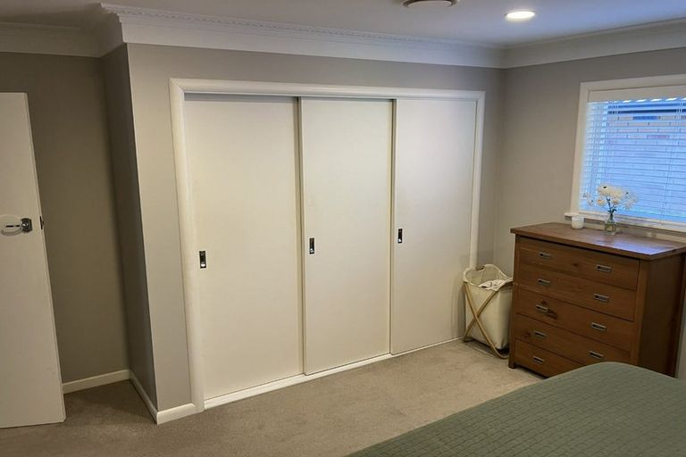 Photo of property in 25 Great South Road, Papakura, 2110