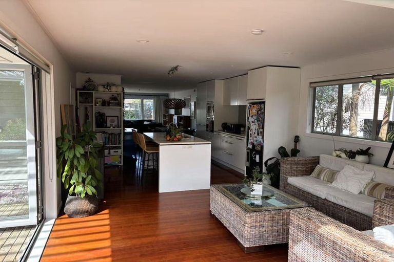 Photo of property in 5 Wiseley Road, Hobsonville, Auckland, 0618