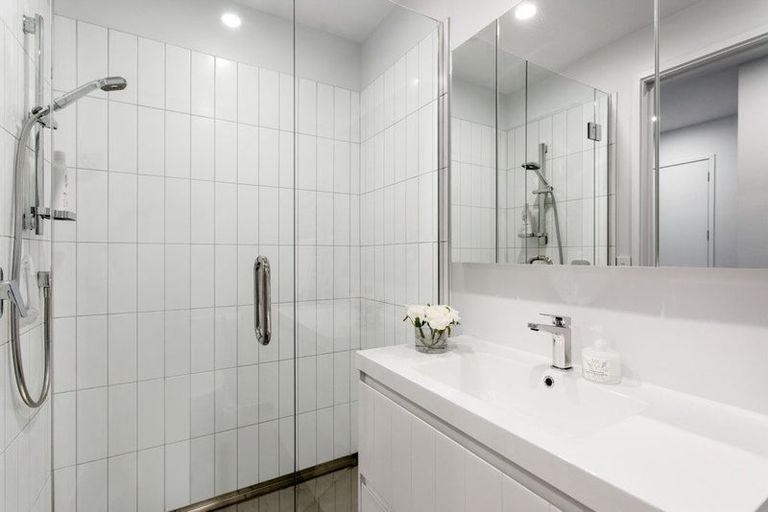 Photo of property in 114/81 Mapou Road, Hobsonville, Auckland, 0616