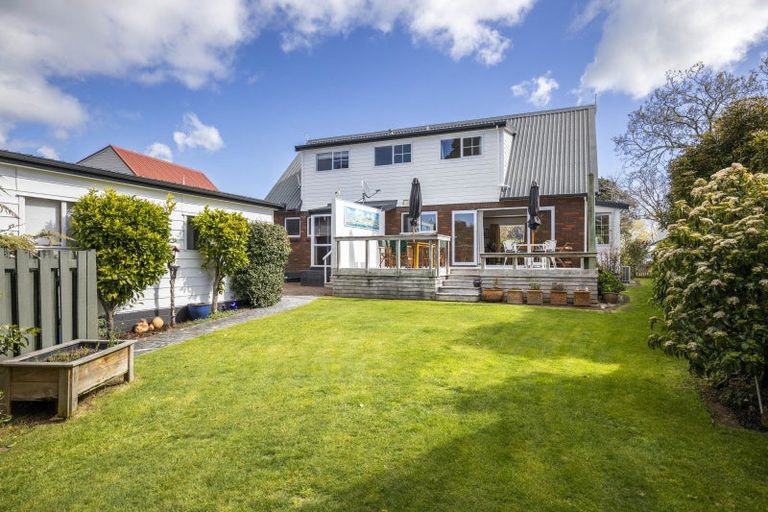 Photo of property in 10 Elder Grove, Whalers Gate, New Plymouth, 4310