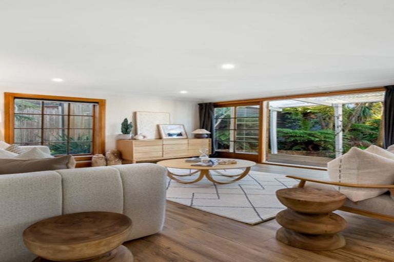 Photo of property in 65 Wiggins Street, Sumner, Christchurch, 8081