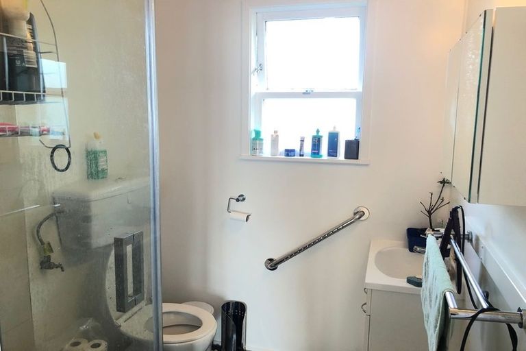 Photo of property in 2/86 Carruth Road, Papatoetoe, Auckland, 2025