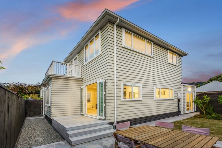 Photo of property in 341c Waiwhetu Road, Fairfield, Lower Hutt, 5011