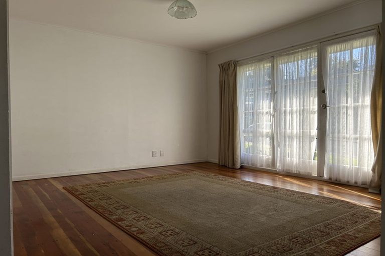 Photo of property in 1 Thurleigh Grove, Karori, Wellington, 6012