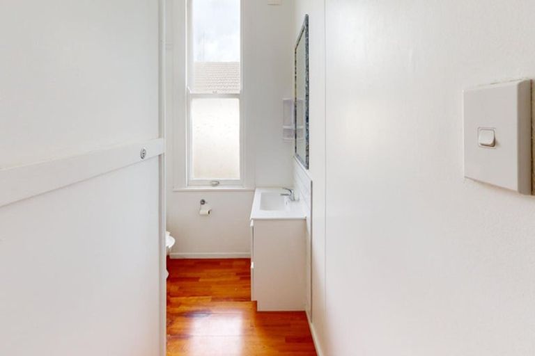 Photo of property in 12 Vera Street, Marton, 4710