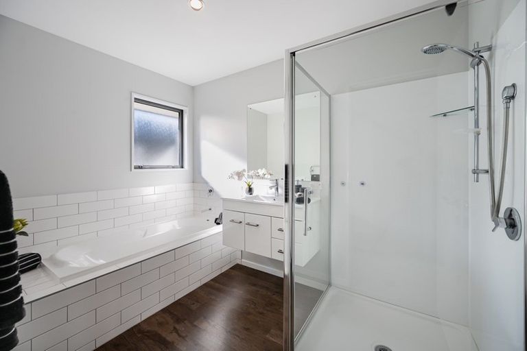 Photo of property in 8b Judge And Jury Drive, Lake Hayes, Queenstown, 9304