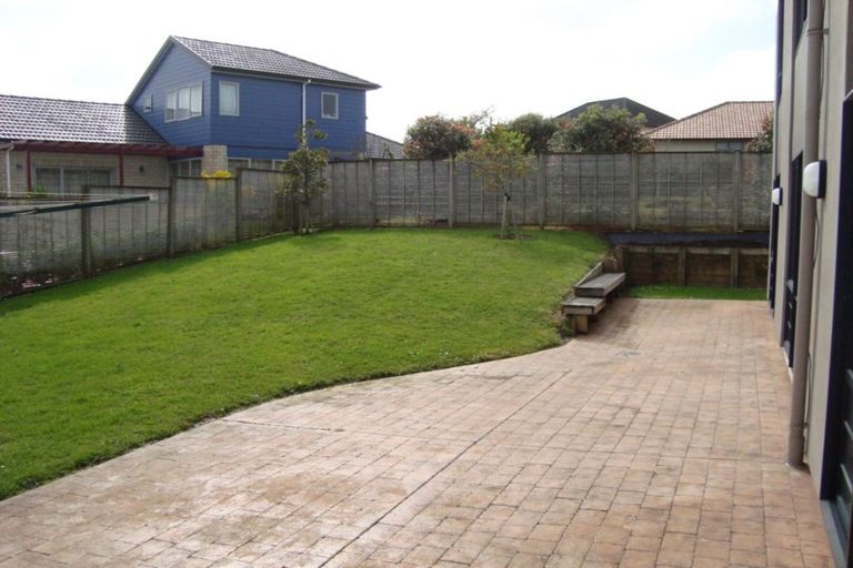 Photo of property in 23 Kittiwake Drive, Schnapper Rock, Auckland, 0632