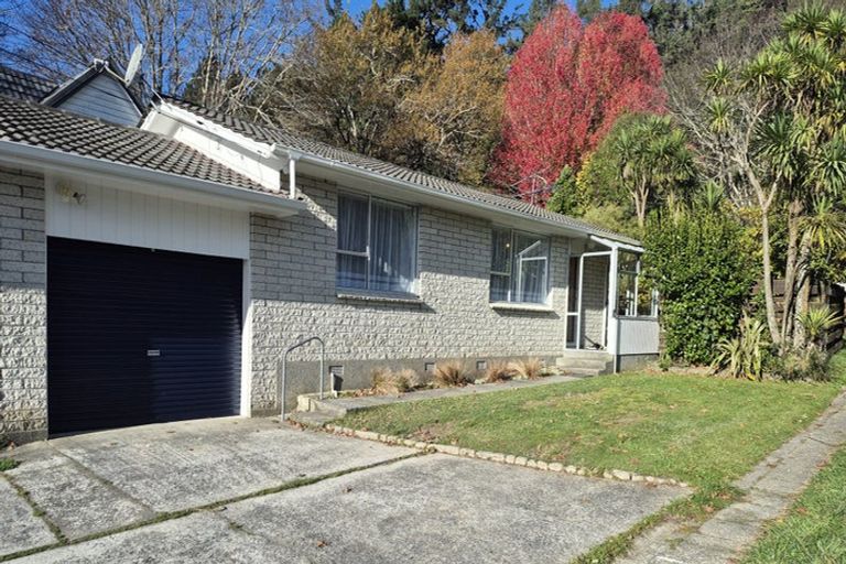 Photo of property in 46a Hine Road, Wainuiomata, Lower Hutt, 5014