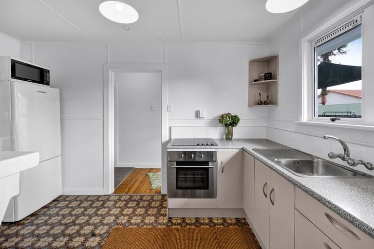 Photo of property in 46 Standish Street, Inglewood, 4330