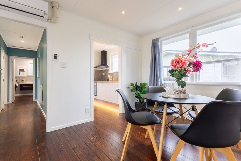 Photo of property in 55 Michael Road, Paraparaumu Beach, Paraparaumu, 5032