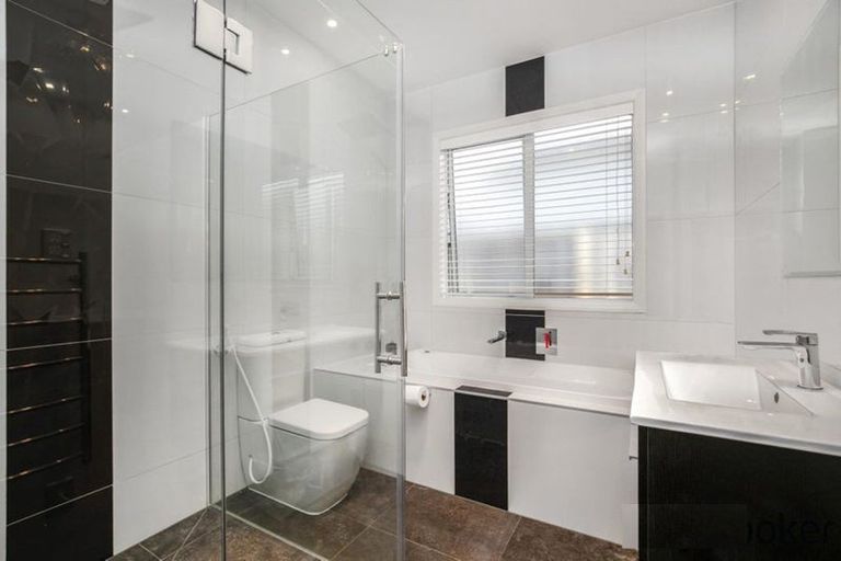 Photo of property in 153 Harbourside Drive, Karaka, Papakura, 2113