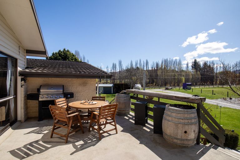 Photo of property in 16 Waipuna Road, Springvale, Alexandra, 9391