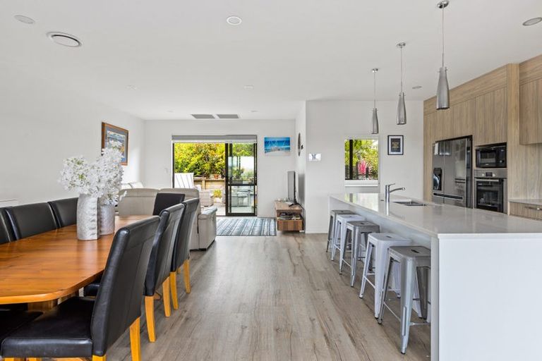 Photo of property in 69 Harvest Avenue, Orewa, 0931