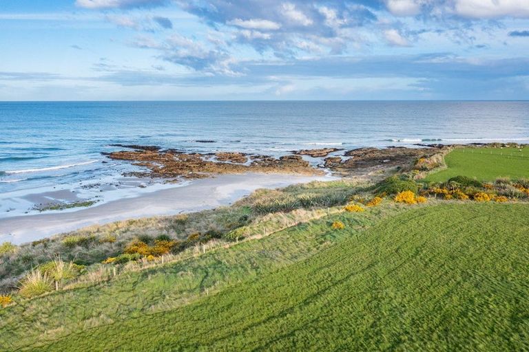 Photo of property in 239d Moturata Road, Taieri Beach, Taieri Mouth, 9091