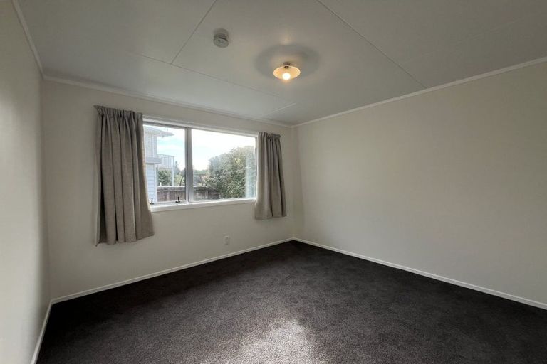 Photo of property in 4 Salcombe Terrace, Welbourn, New Plymouth, 4312