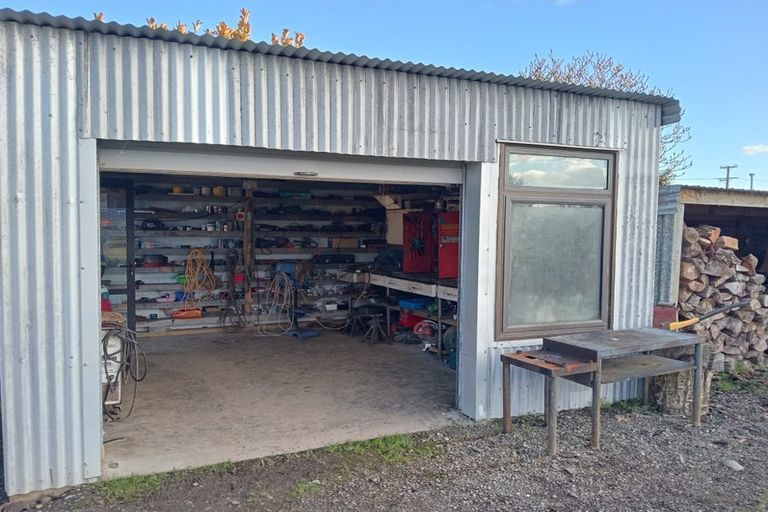 Photo of property in 5 Papatotara Road, Tuatapere, 9620