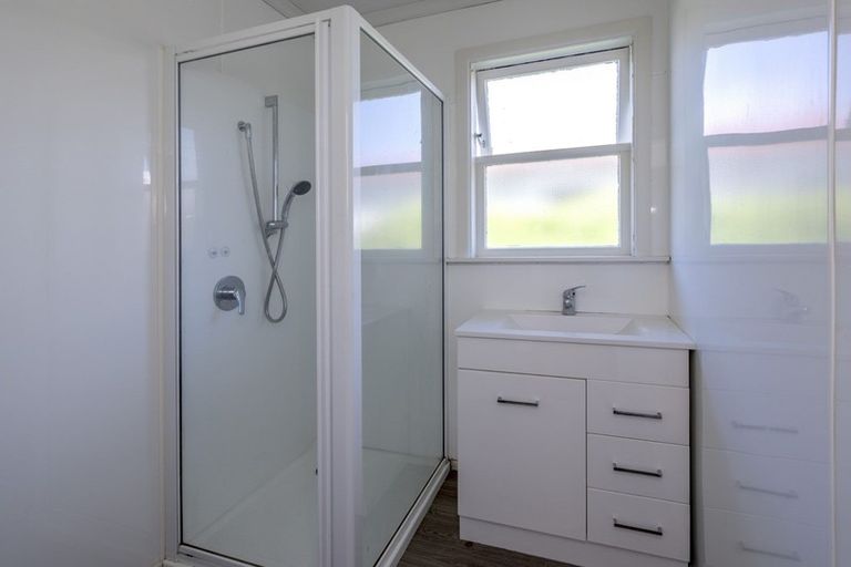 Photo of property in 52 Graham Street, Levin, 5510