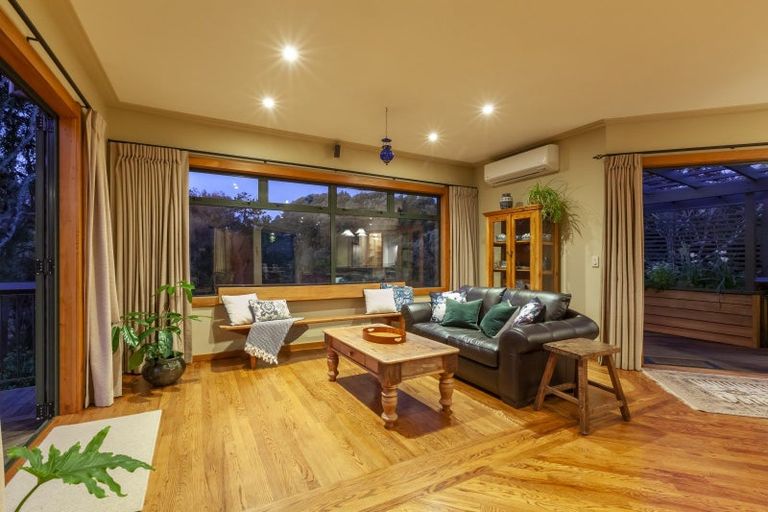 Photo of property in 111 Ngarara Road, Waikanae, 5036