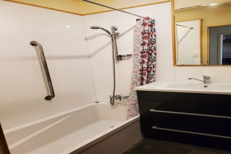 Photo of property in 68f3 Oban Street, Wadestown, Wellington, 6012