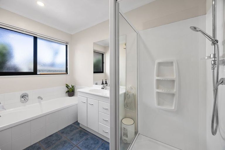 Photo of property in 45 Kings Drive, Wanaka, 9305