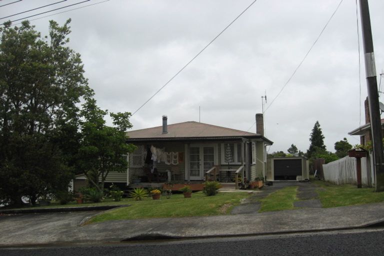 Photo of property in 24 Hinemoa Street, Onerahi, Whangarei, 0110