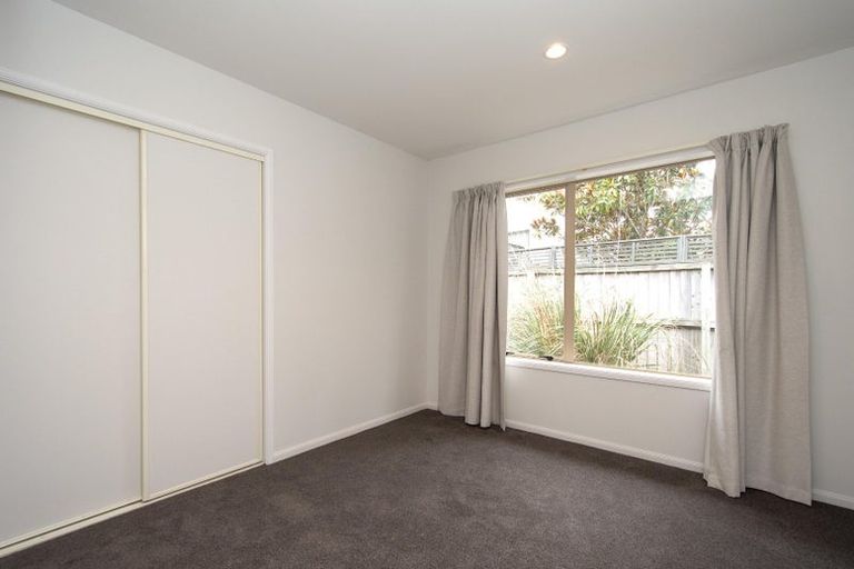 Photo of property in 8 Blarney Place, Casebrook, Christchurch, 8051