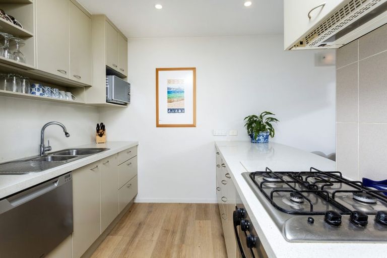 Photo of property in 16/166 Mokoia Road, Chatswood, Auckland, 0626