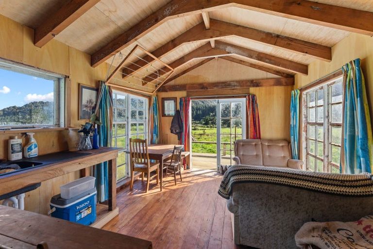 Photo of property in 1202 Otaki Gorge Road, Hautere, Otaki, 5582