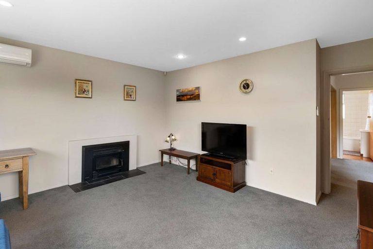 Photo of property in 196 Grahams Road, Burnside, Christchurch, 8053