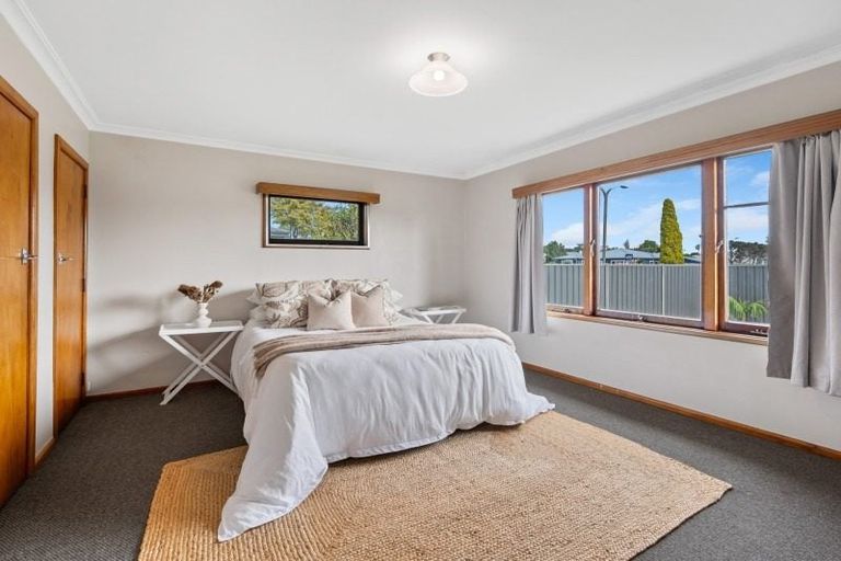 Photo of property in 256 Kennedy Road, Onekawa, Napier, 4110