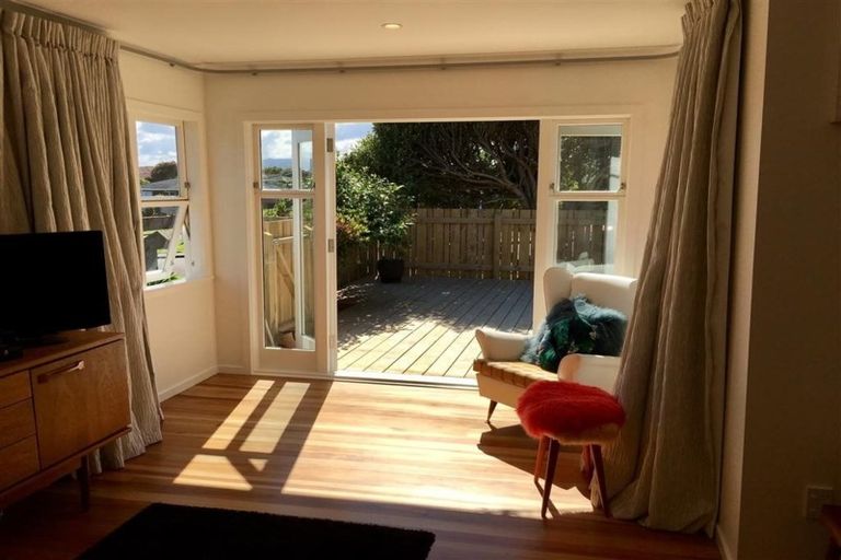 Photo of property in 124a Seaview Road, Paraparaumu Beach, Paraparaumu, 5032