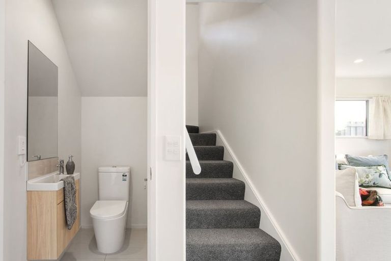 Photo of property in 4/33 Elizabeth Street, Riccarton, Christchurch, 8041