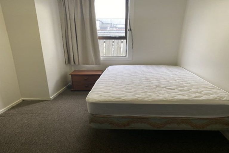 Photo of property in 35 Bay Street, Petone, Lower Hutt, 5012