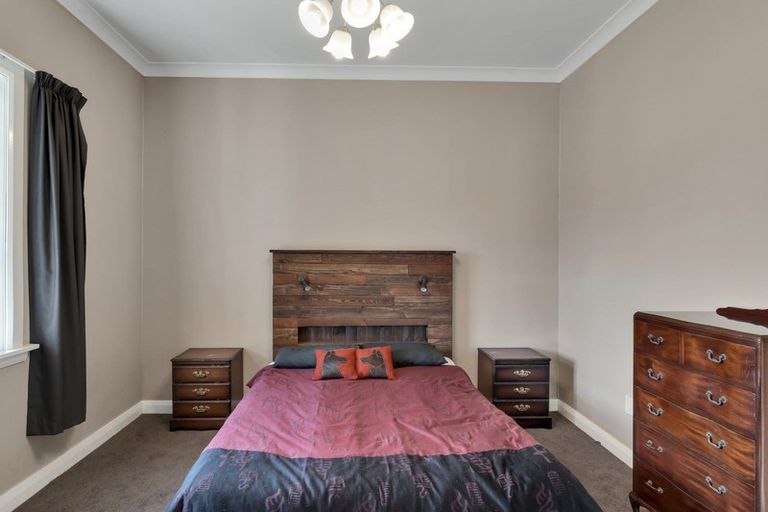 Photo of property in 143 Portia Street, Stratford, 4332