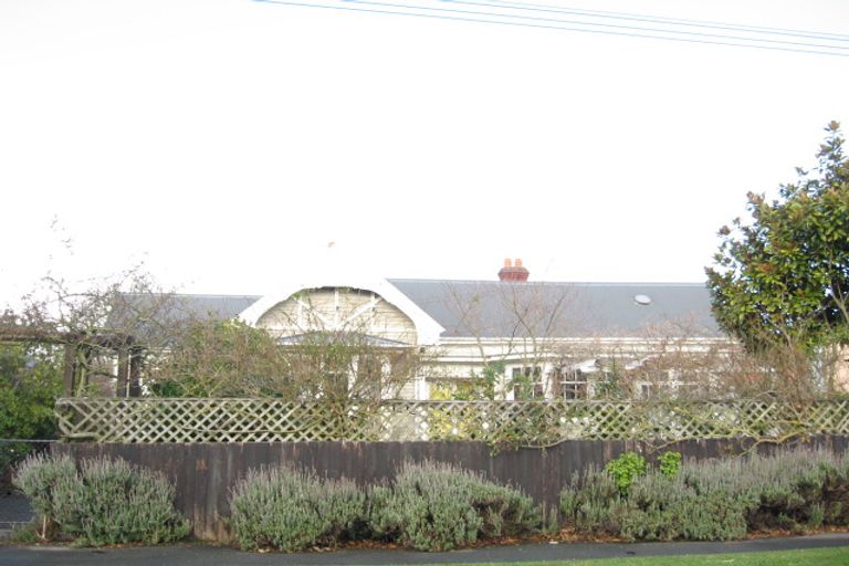 Photo of property in 38 Holly Road, St Albans, Christchurch, 8014