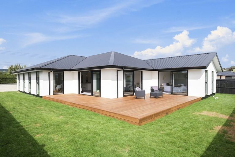 Photo of property in 145 Wingatui Road, Mosgiel, 9024
