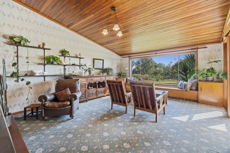 Photo of property in 20 Portland Drive, Mangorei, New Plymouth, 4312