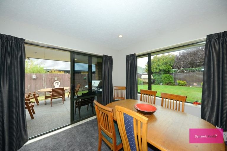 Photo of property in 111 Inwoods Close, Parklands, Christchurch, 8083