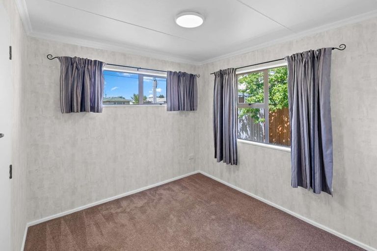 Photo of property in 1-3 Racecourse Road, Awapuni, Palmerston North, 4412
