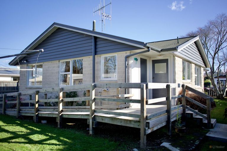 Photo of property in 109 Talbot Street, Geraldine, 7930