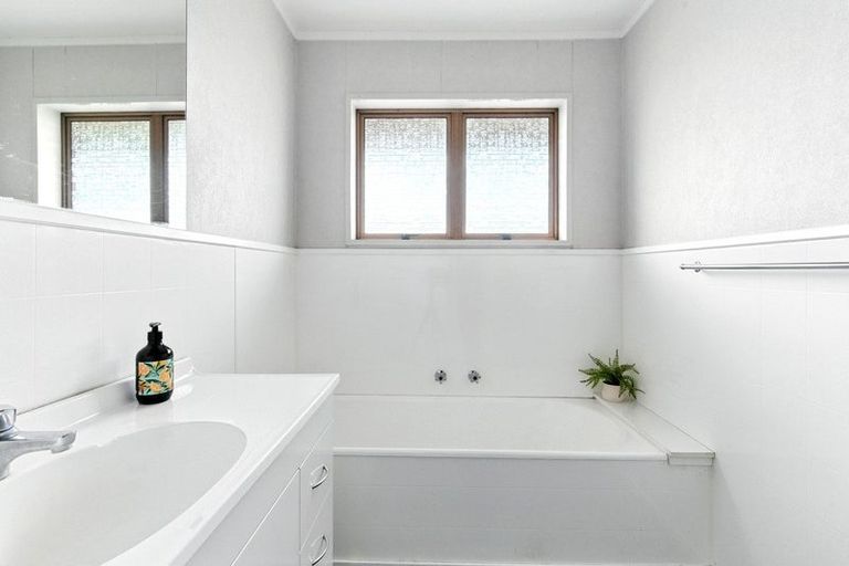Photo of property in 14 Oroua Street, Te Puke, 3119