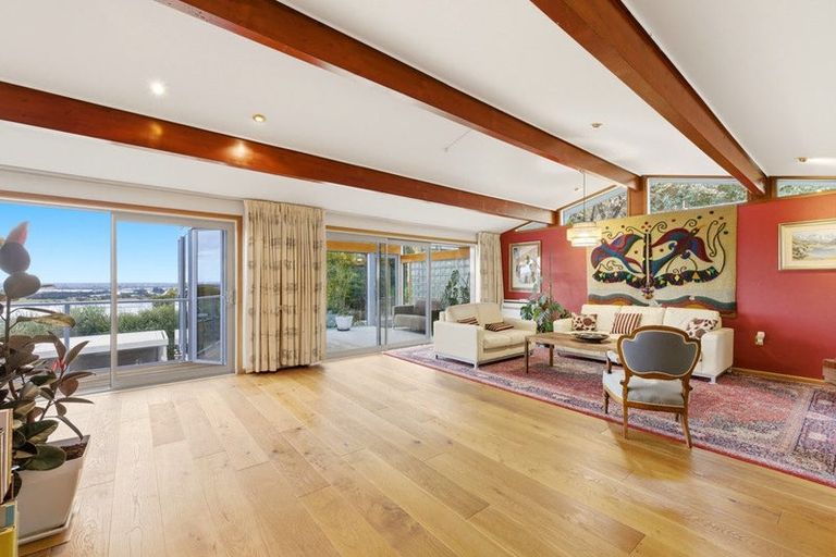 Photo of property in 31 Janice Place, Mount Pleasant, Christchurch, 8081