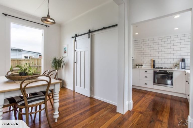 Photo of property in 1/54 Old Wairoa Road, Papakura, 2110