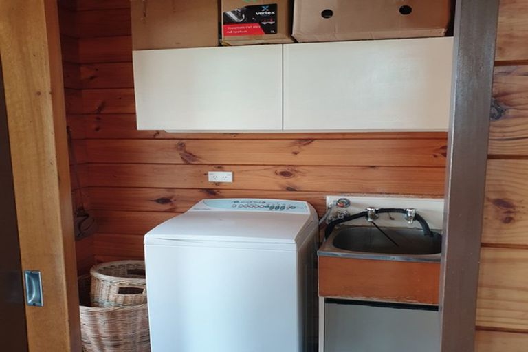 Photo of property in 118 Racecourse Road, Waiuku, 2123