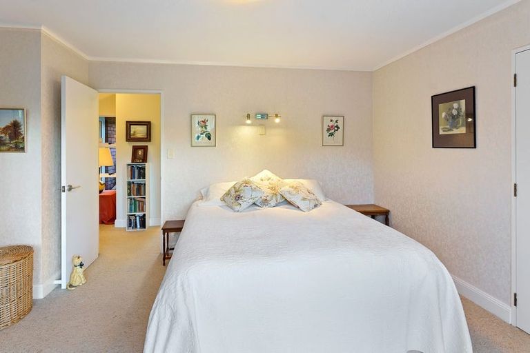 Photo of property in 9a Karaka Grove, Waikanae, 5036