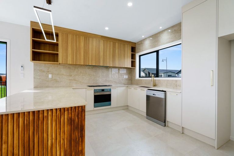 Photo of property in 33a Isobel Hodgson Drive, Cambridge, 3434