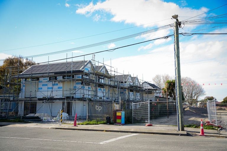 Photo of property in 35 Seymour Street, Hornby, Christchurch, 8042