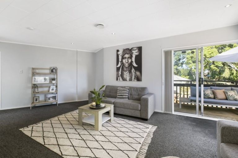 Photo of property in 52 Redcrest Avenue, Red Hill, Papakura, 2110